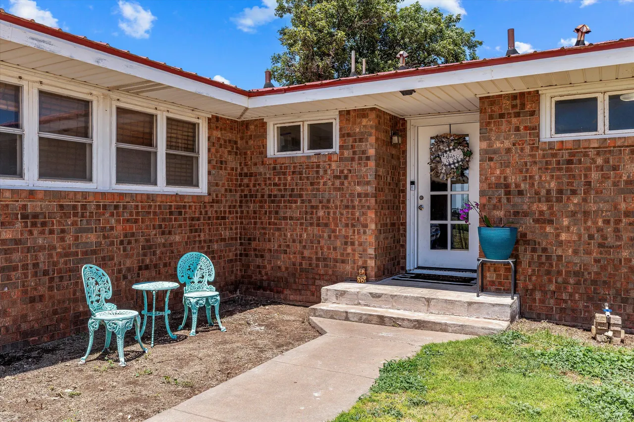 Photo 3 — 1601 Smith Street, Littlefield, TX 79339