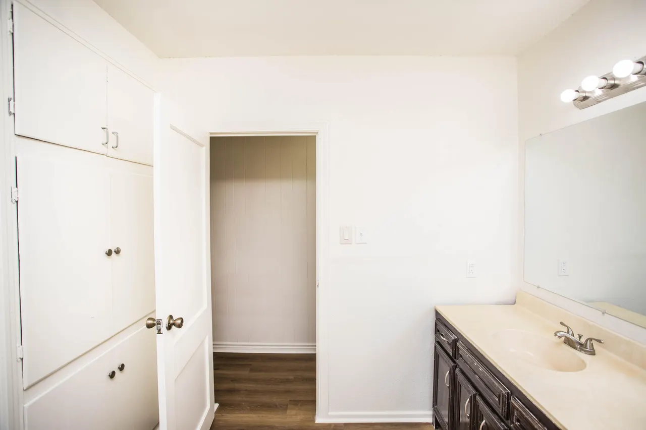 Photo 14 — 1308 Avenue A, Levelland, TX 79336