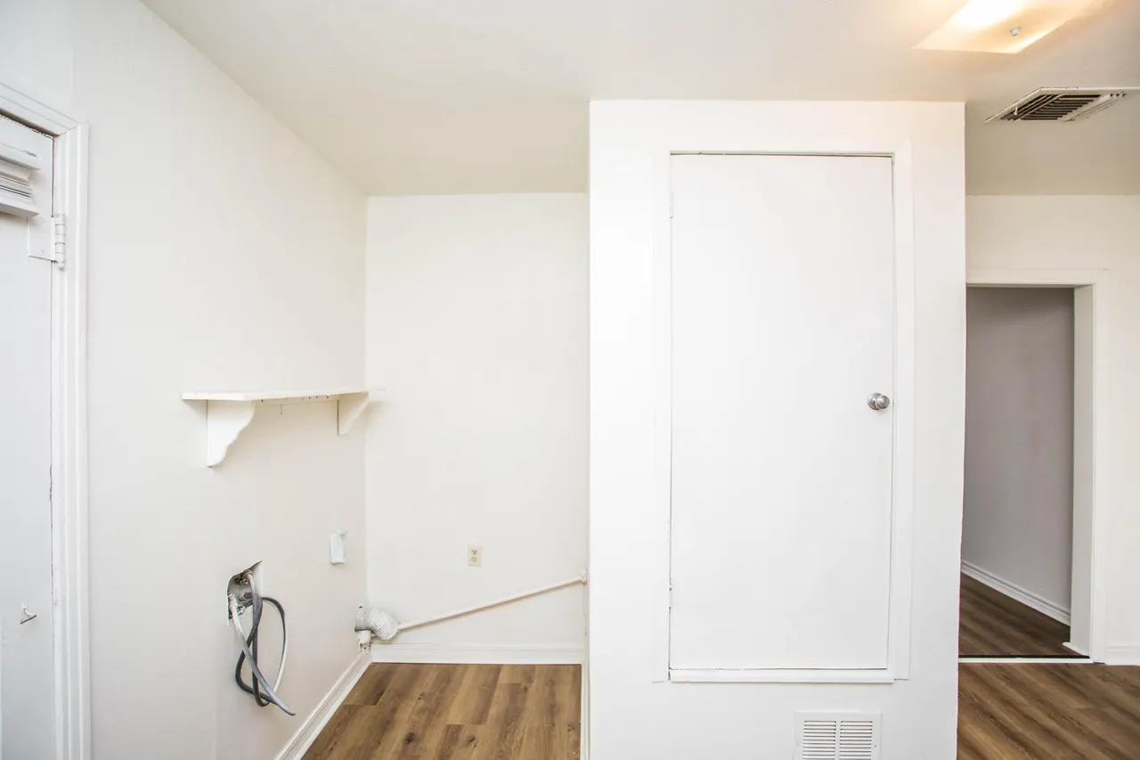 Photo 18 — 1308 Avenue A, Levelland, TX 79336