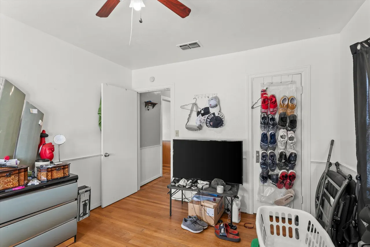 Photo 10 — 2222 22nd Street, Lubbock, TX 79411