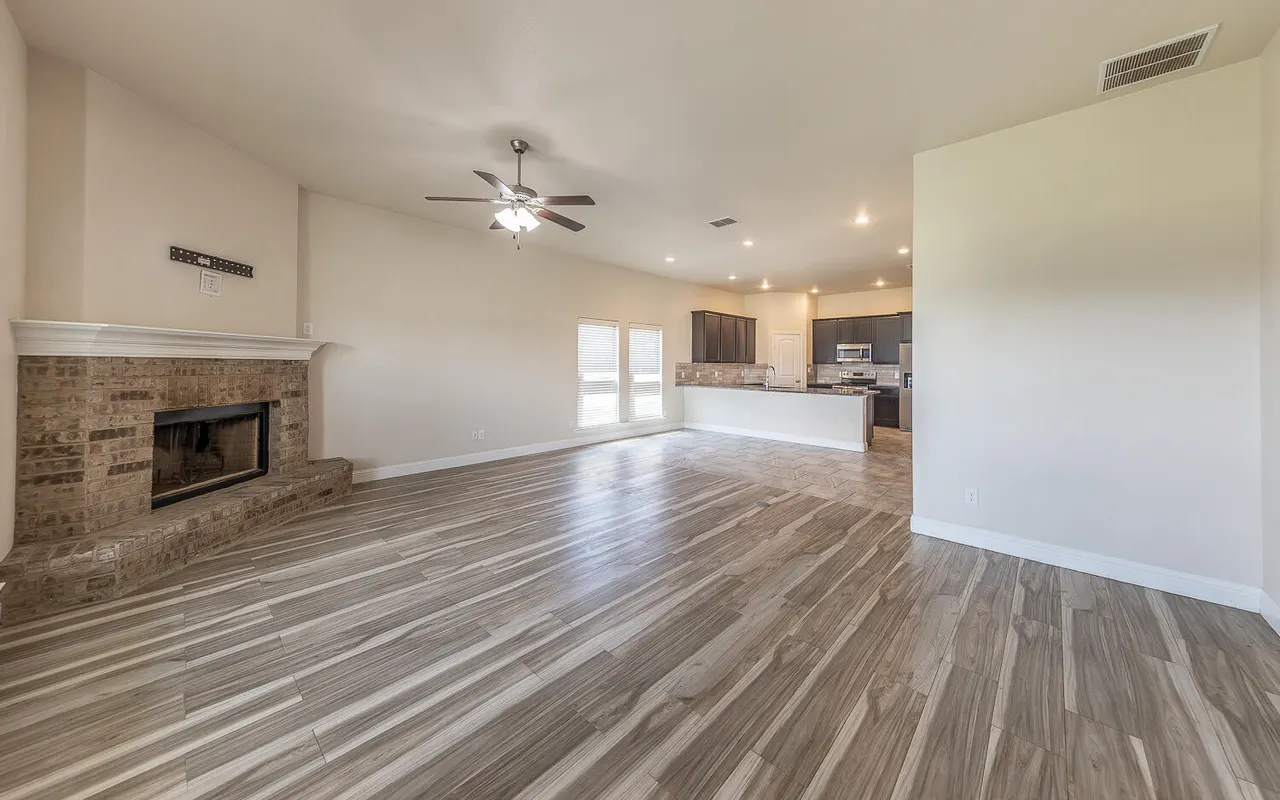 Photo 9 — 7031 37th Street, Lubbock, TX 79407