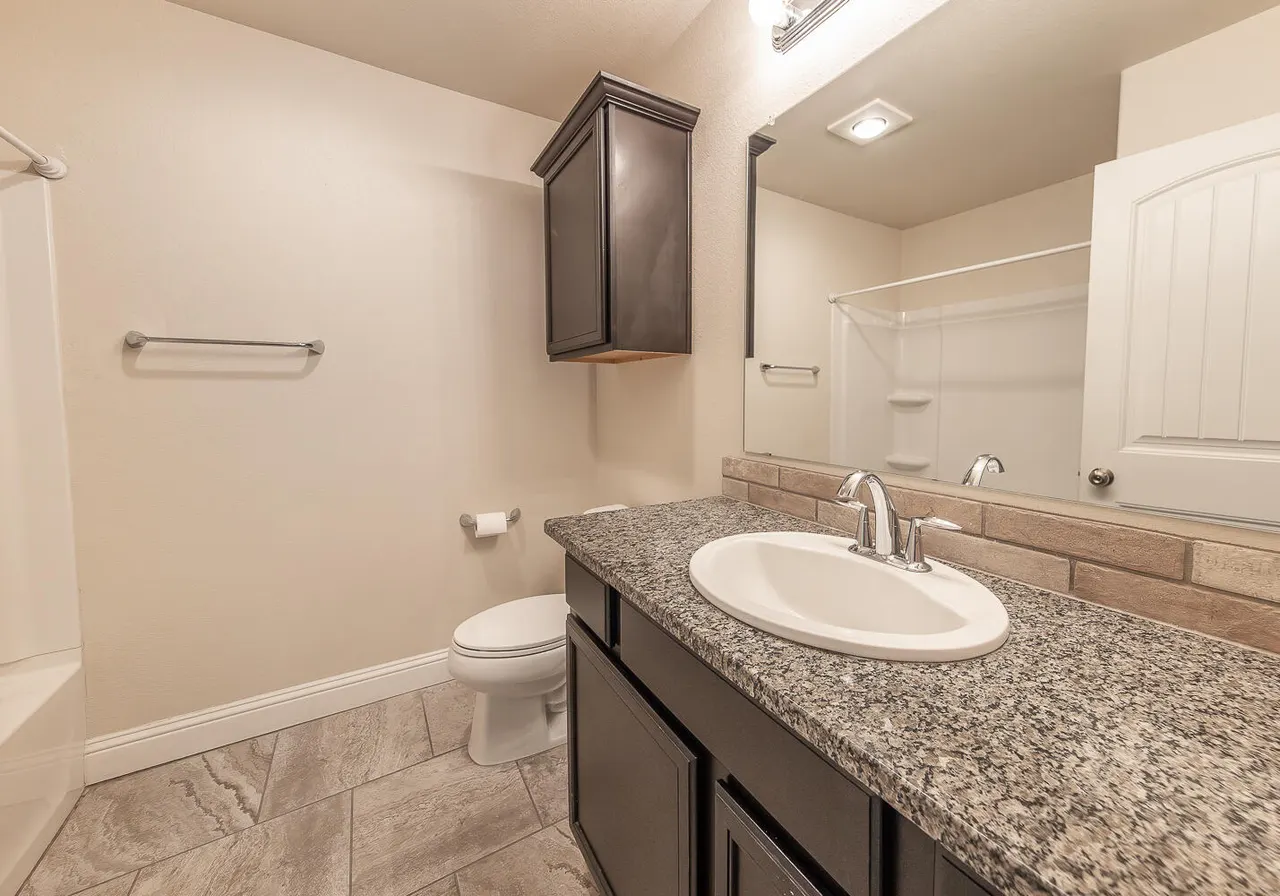 Photo 16 — 7031 37th Street, Lubbock, TX 79407