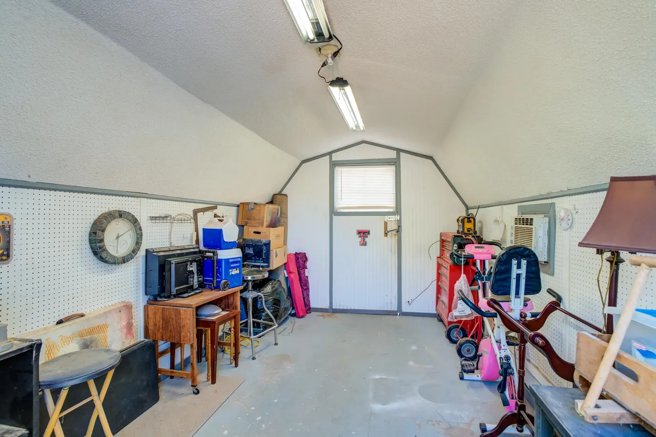 Photo 32 — 2213 86th Street, Lubbock, TX 79423