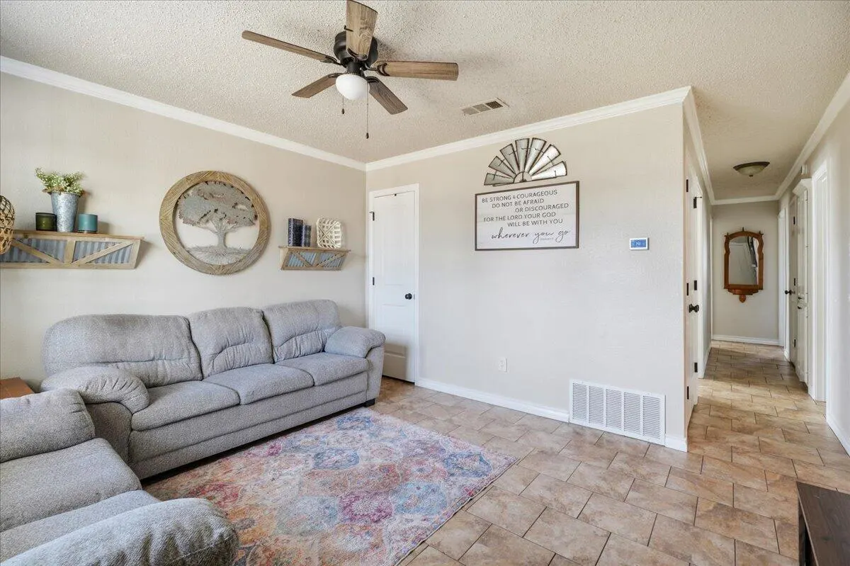 Photo 5 — 4913 39th Street, Lubbock, TX 79414