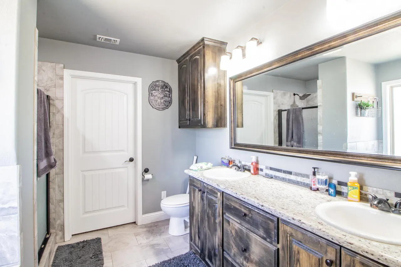 Photo 15 — 701 Avenue N, Abernathy, TX 79311