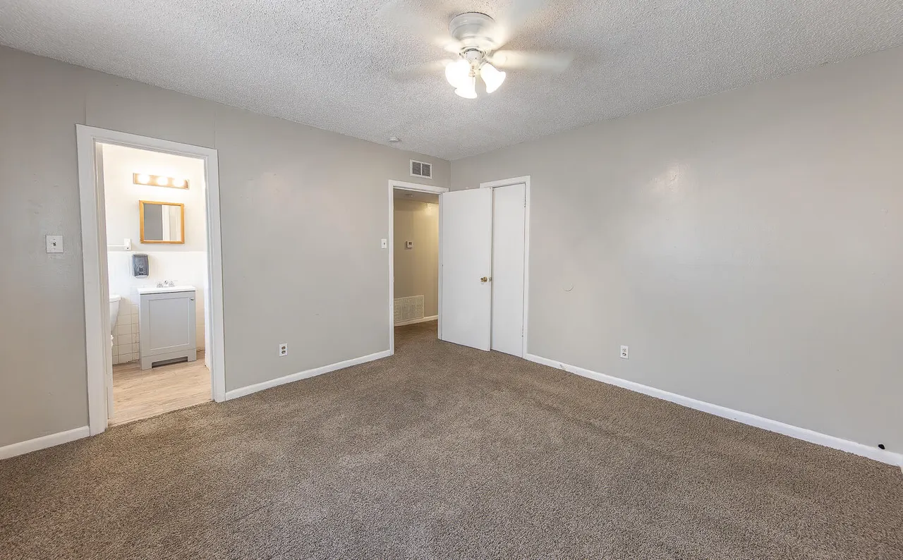 Photo 10 — 5005 39th Street, Lubbock, TX 79414