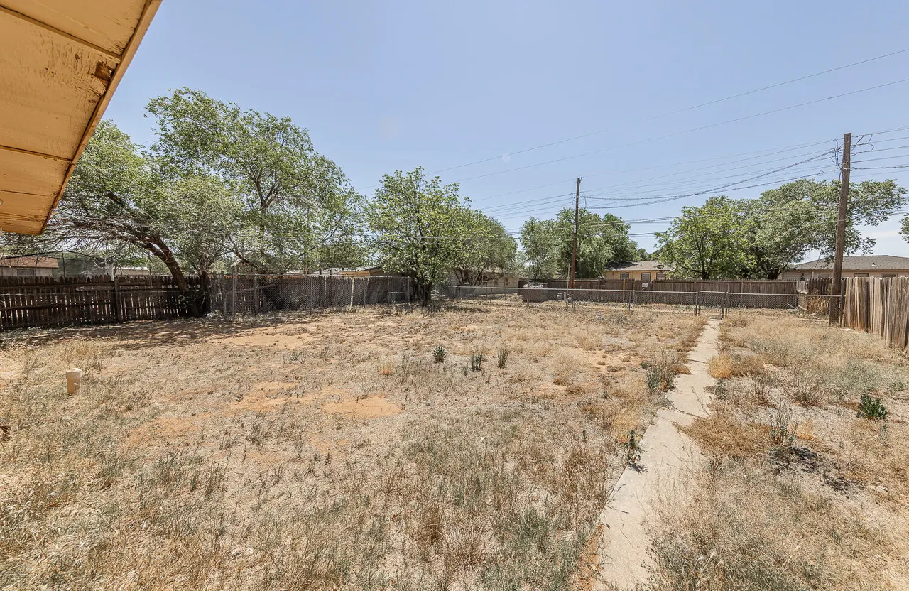 Photo 19 — 5005 39th Street, Lubbock, TX 79414