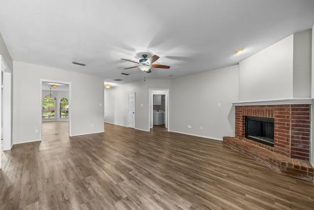 Photo 7 — 6806 85th Street, Lubbock, TX 79424