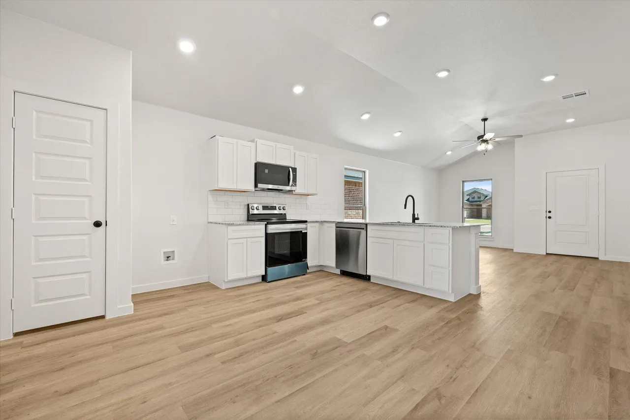 Photo 12 — 2415 Bryan Avenue, Wolfforth, TX 79382