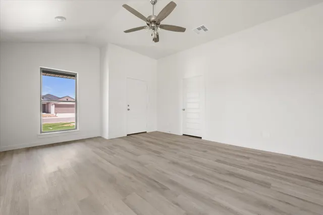 Photo 7 — 2425 Aberdeen Avenue, Wolfforth, TX 79382