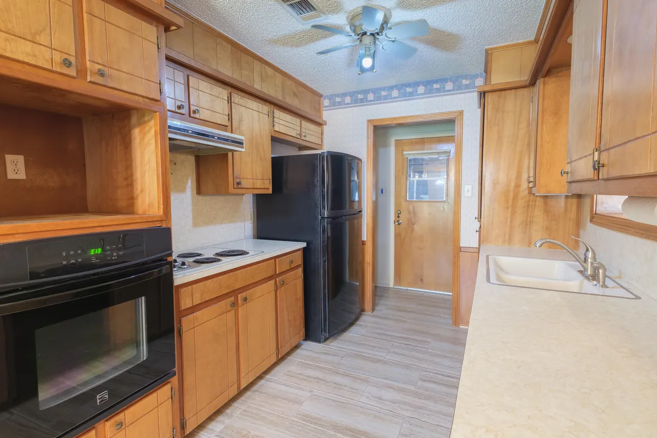 Photo 16 — 5405 73rd Street, Lubbock, TX 79424