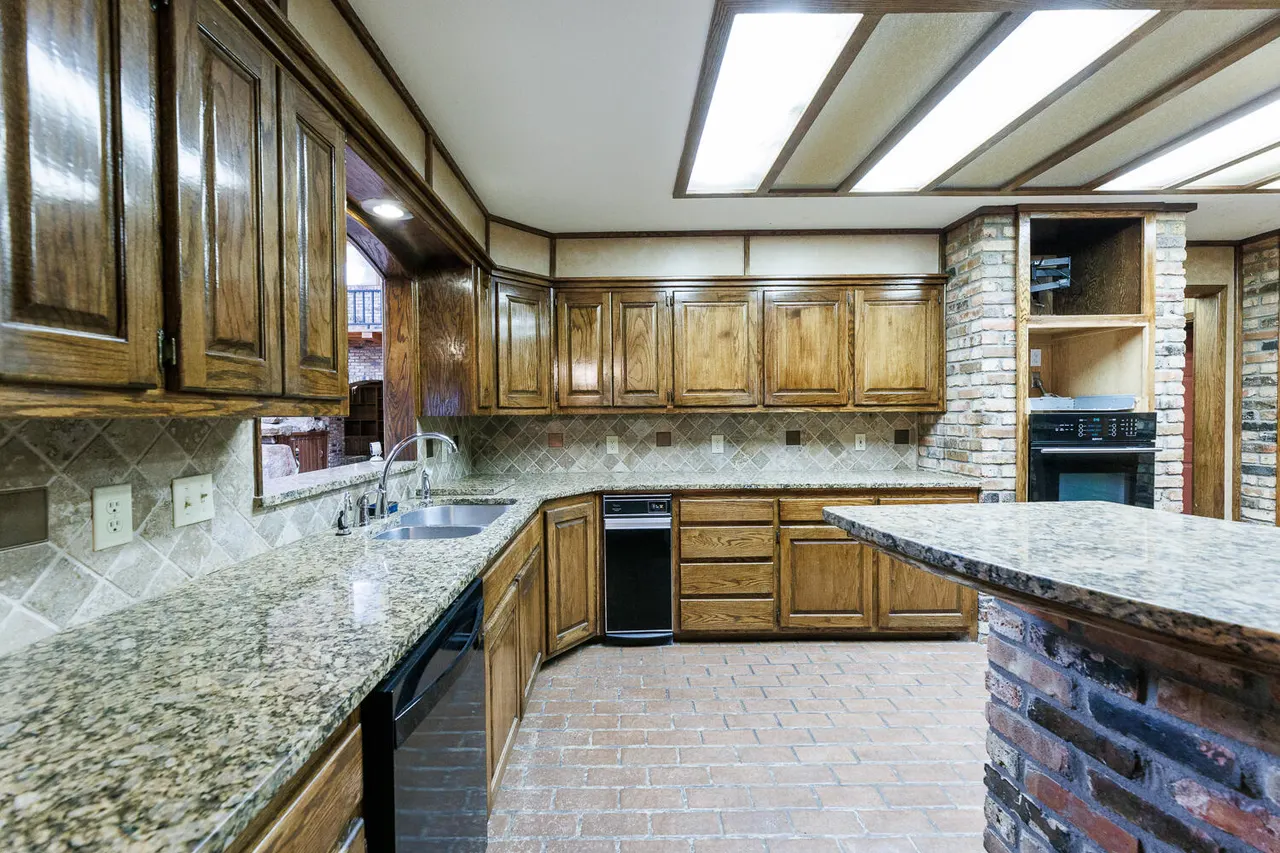 Photo 23 — 409 Mill Road, Lubbock, TX 79403