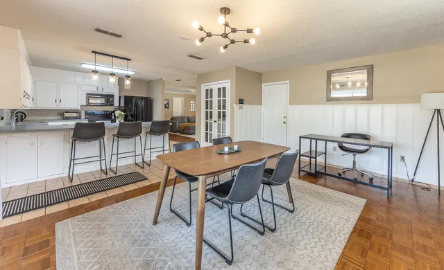 Photo 7 — 4006 49th Street, Lubbock, TX 79413