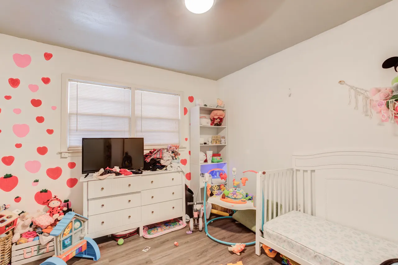 Photo 14 — 4425 31st Street, Lubbock, TX 79410