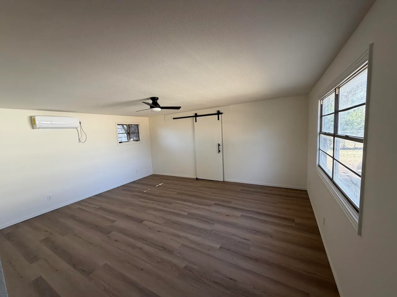 Photo 20 — 117 SW 9th, Plainview, TX 79072