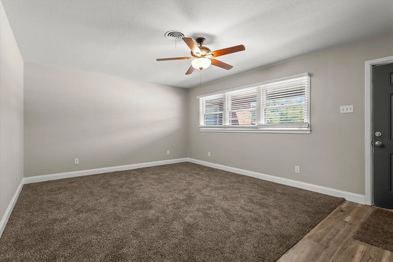 Photo 3 — 3809 49th Street, Lubbock, TX 79413