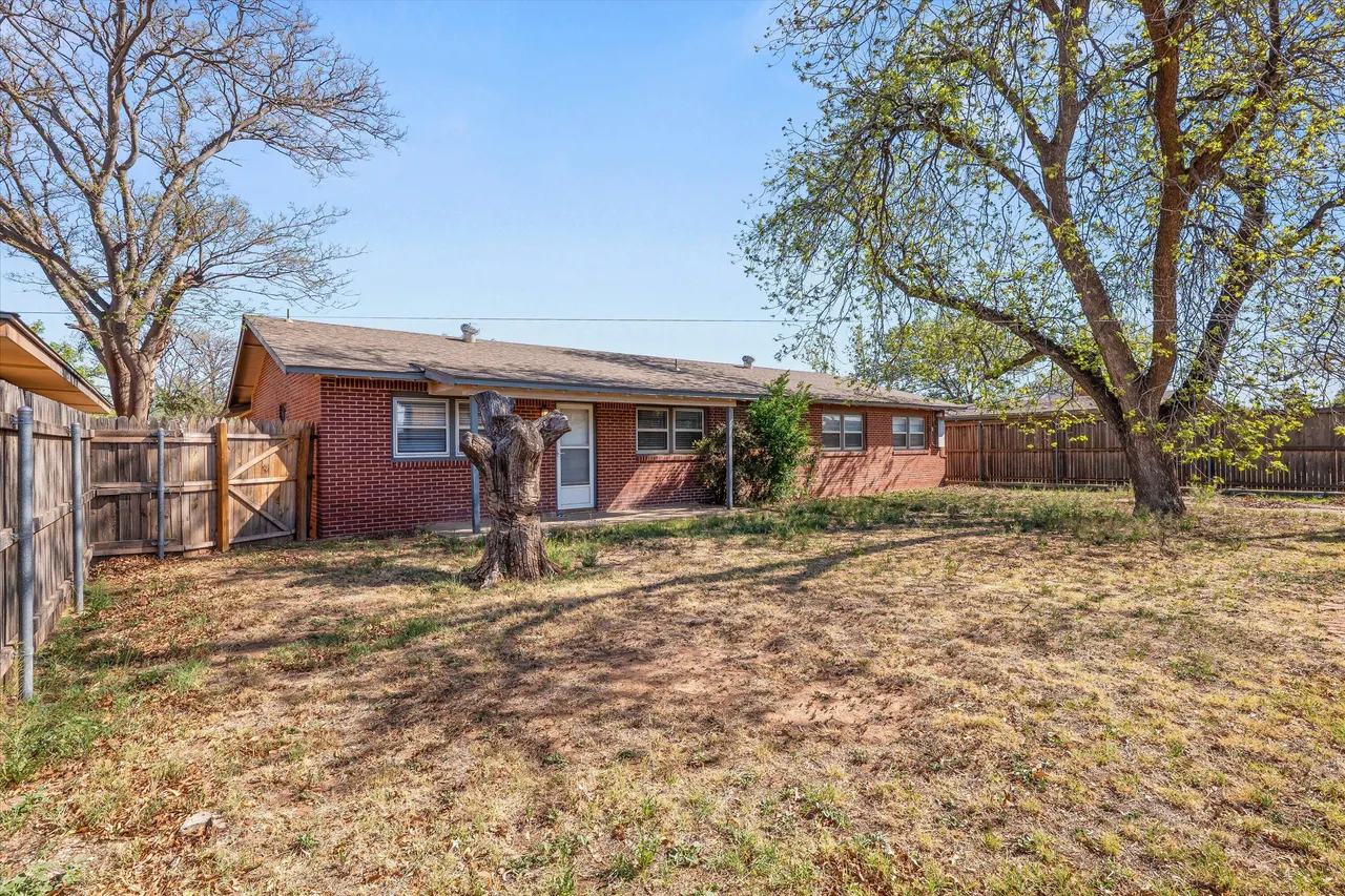 Photo 23 — 3809 49th Street, Lubbock, TX 79413
