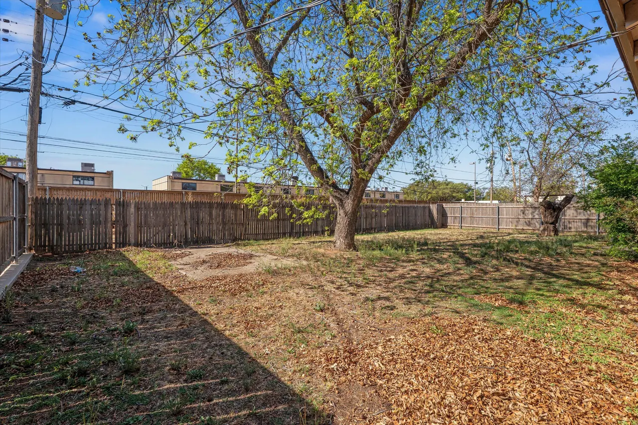 Photo 24 — 3809 49th Street, Lubbock, TX 79413