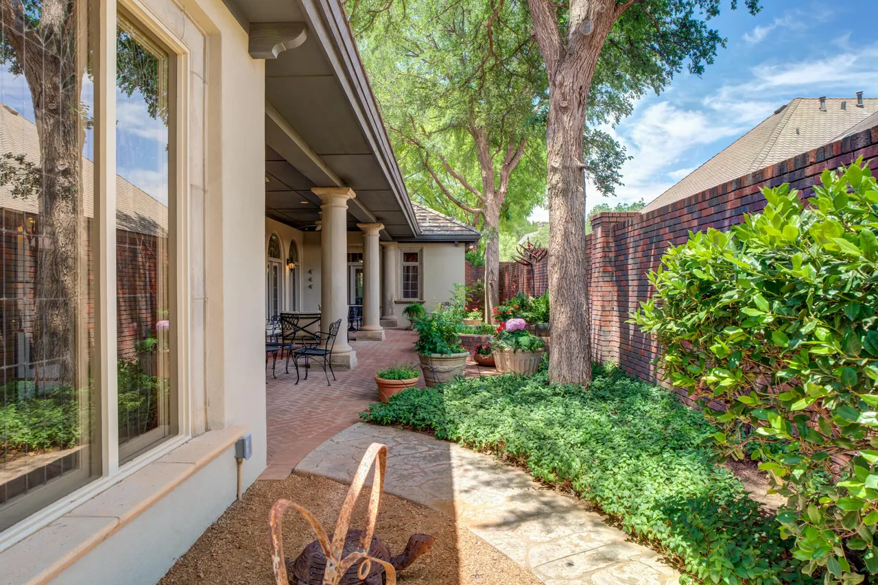 Photo 83 — 4809 19th Street UNIT 9, Lubbock, TX 79407