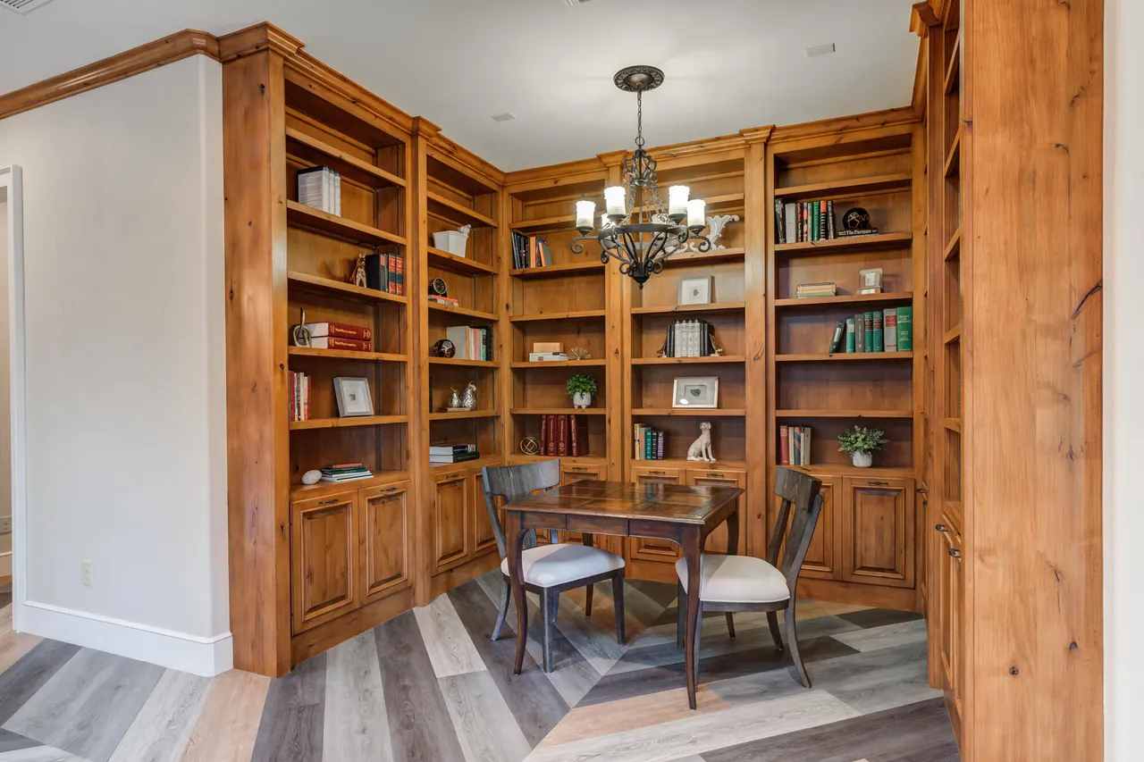 Photo 23 — 4801 17th Street, Lubbock, TX 79416