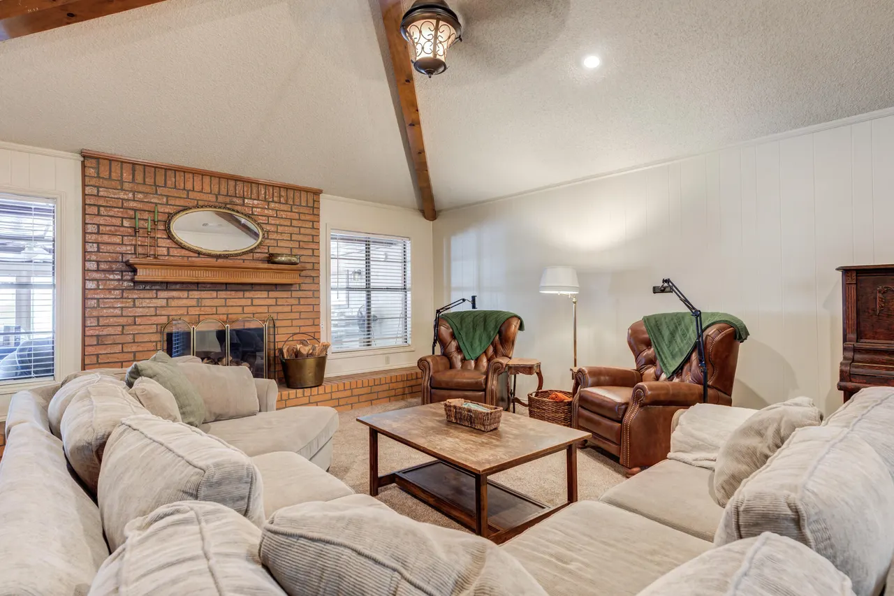 Photo 5 — 4908 62nd Street, Lubbock, TX 79414