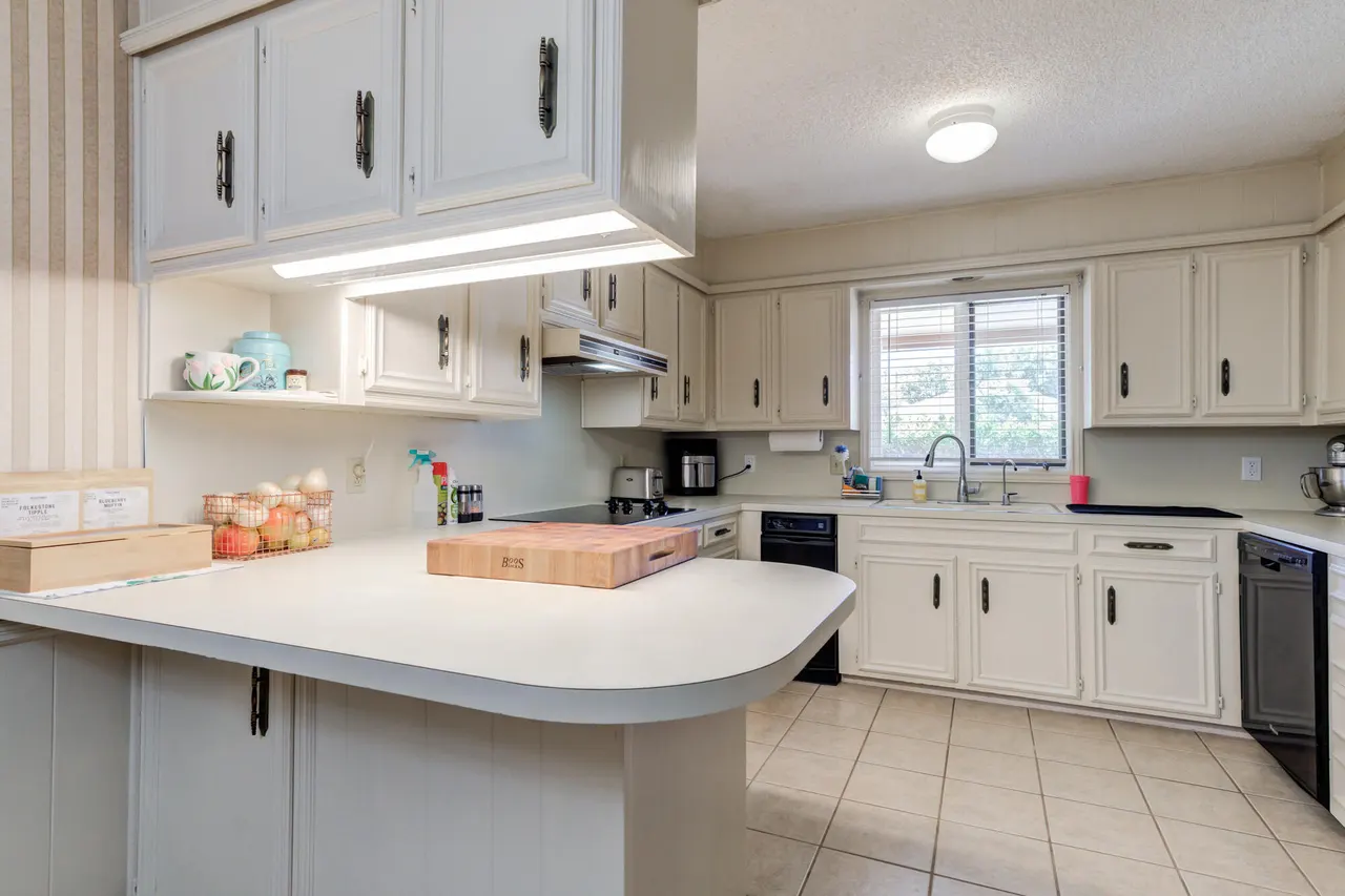 Photo 10 — 4908 62nd Street, Lubbock, TX 79414