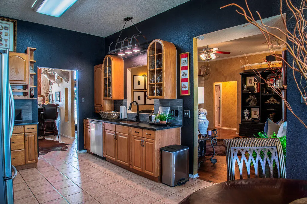 Photo 11 — 2604 Madison Street, Lubbock, TX 79415