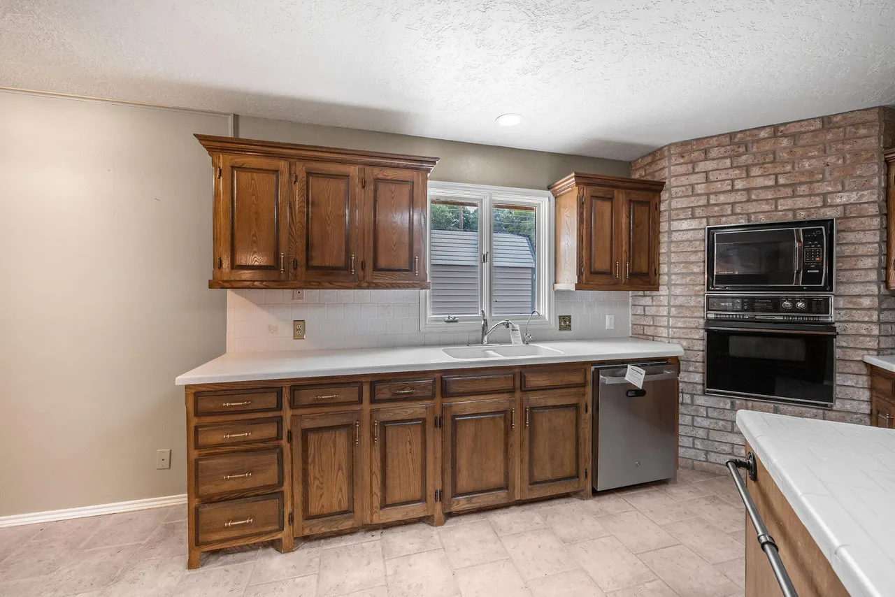 Photo 40 — 2220 Rice Drive, Levelland, TX 79336