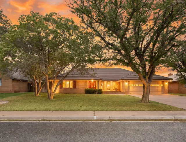 Front exterior — 2220 Rice Drive, Levelland, TX 79336