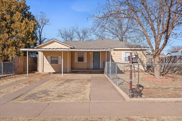 Photo 2 — 2012 62nd Street, Lubbock, TX 79412