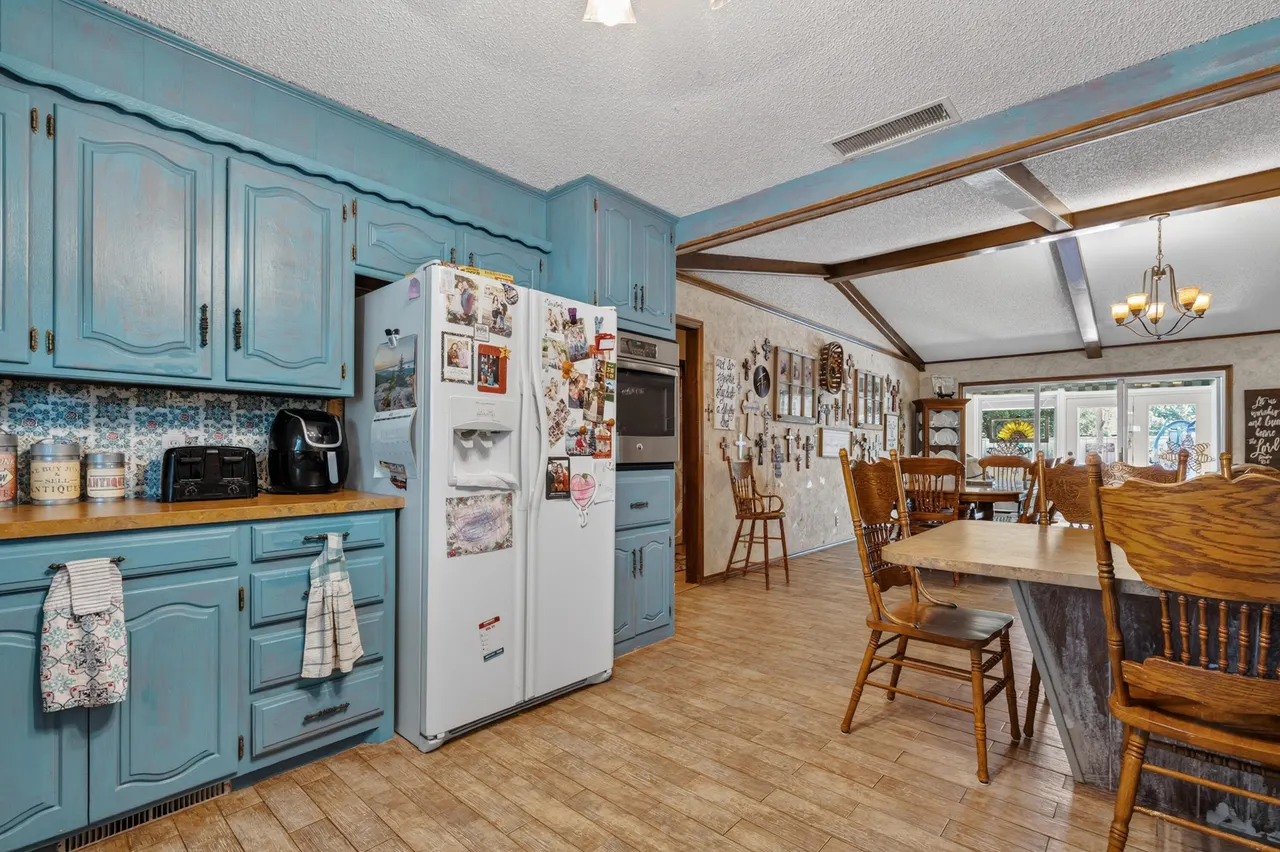 Photo 9 — 1604 Avenue H, Abernathy, TX 79311