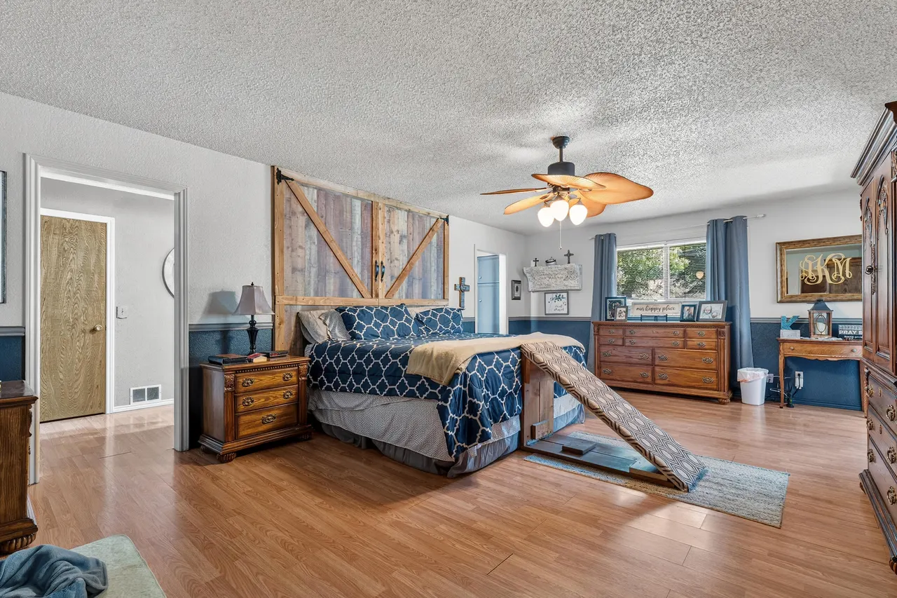 Photo 13 — 1604 Avenue H, Abernathy, TX 79311