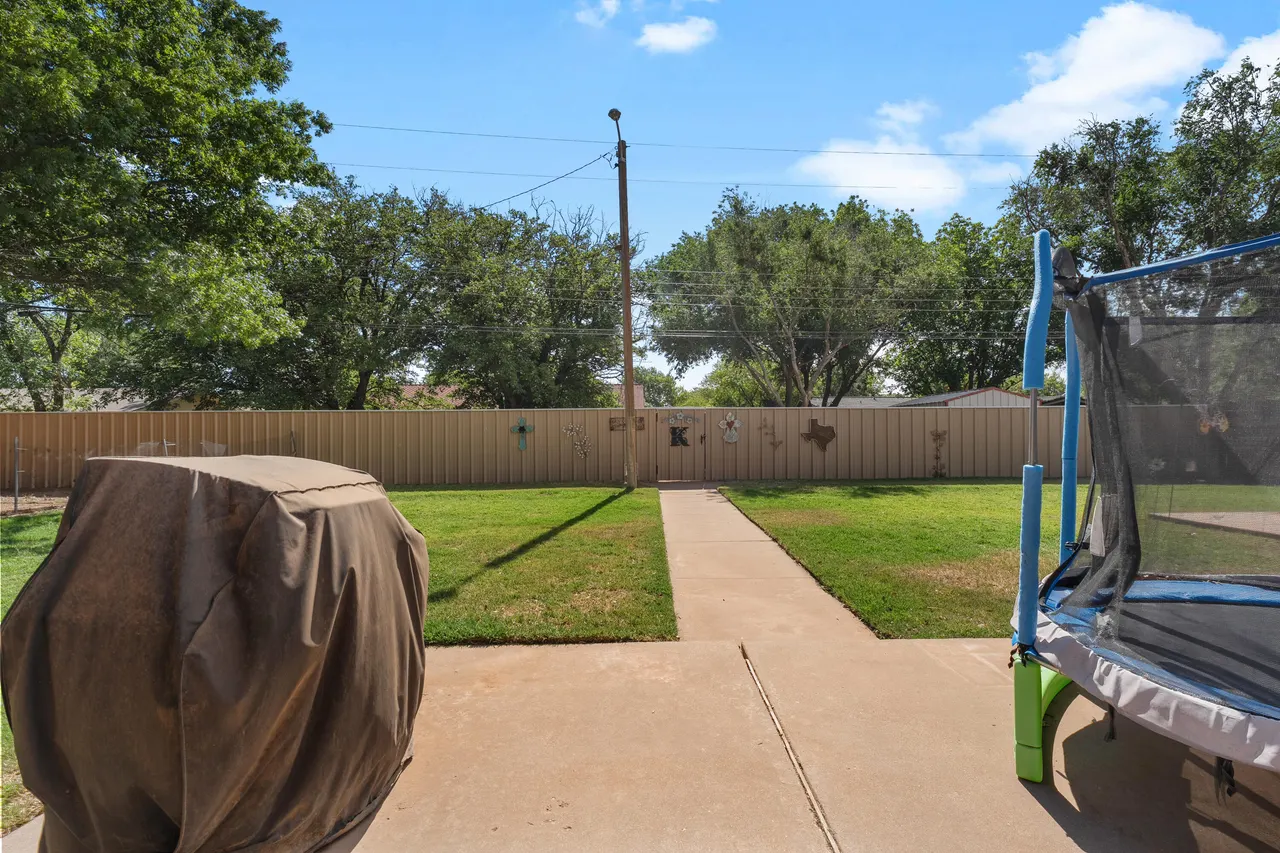 Photo 24 — 1604 Avenue H, Abernathy, TX 79311