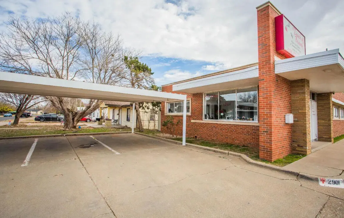 Photo 3 — 2901 Avenue Q, Lubbock, TX 79411