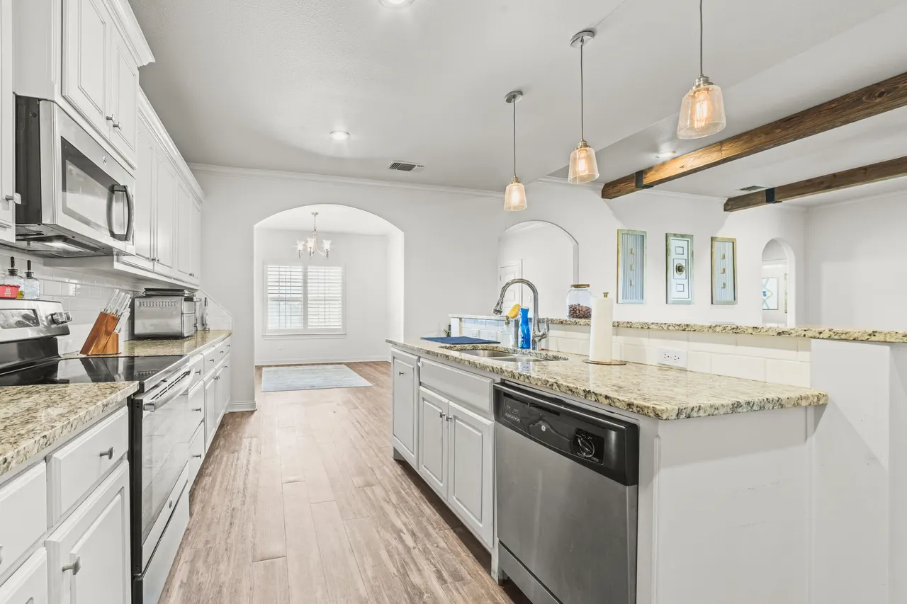 Photo 9 — 5008 Jarvis Street, Lubbock, TX 79416