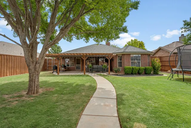 Photo 2 — 1508 Windsor Avenue, Wolfforth, TX 79382