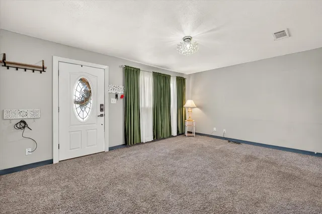 Photo 6 — 513 E Park Lane, Brownfield, TX 79316