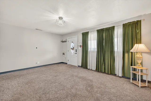 Photo 7 — 513 E Park Lane, Brownfield, TX 79316