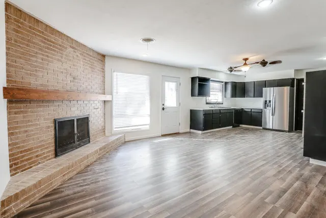 Photo 5 — 2123 66th Street, Lubbock, TX 79412