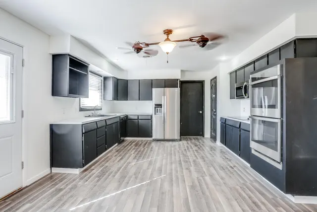 Photo 6 — 2123 66th Street, Lubbock, TX 79412