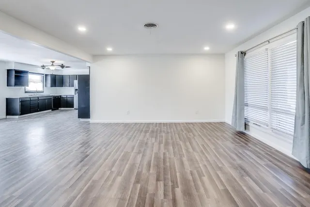 Photo 8 — 2123 66th Street, Lubbock, TX 79412