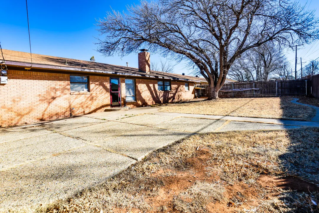 Photo 16 — 2123 66th Street, Lubbock, TX 79412