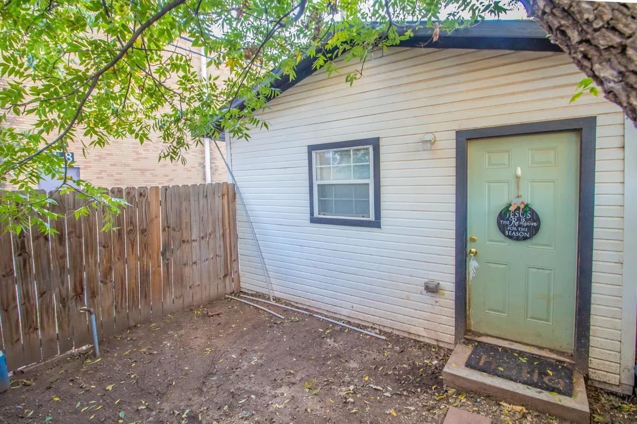 Photo 9 — 2017 17th Street, Lubbock, TX 79401