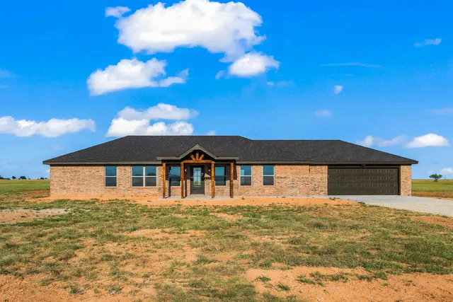 Front exterior — 14722 N County Road 1200, Shallowater, TX 79363