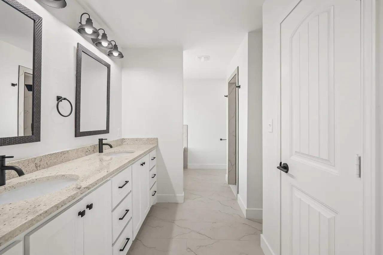 Photo 9 — 14722 N County Road 1200, Shallowater, TX 79363