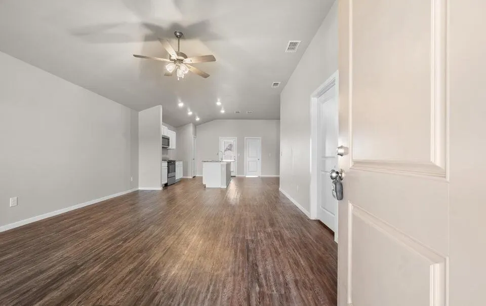Photo 23 — 2031 Kenwood Avenue, Lubbock, TX 79407