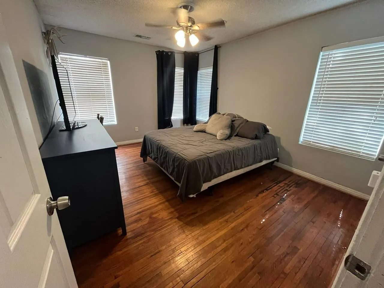 Photo 3 — 2702 31st Street, Lubbock, TX 79410