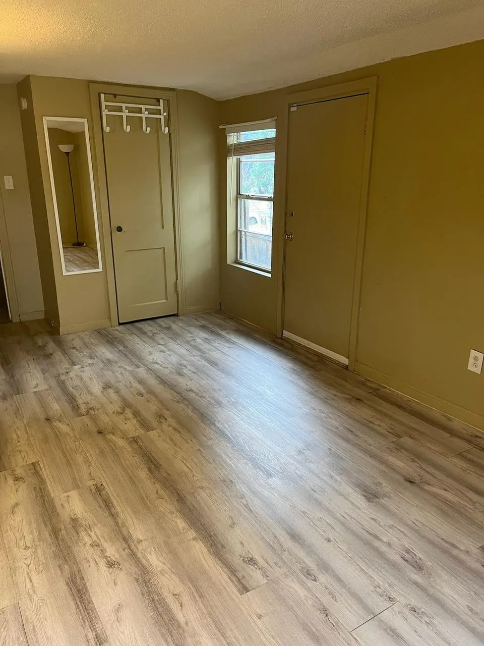 Photo 10 — 2702 31st Street, Lubbock, TX 79410