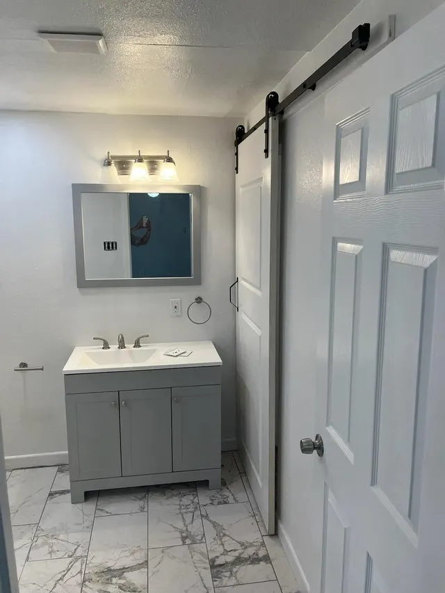 Photo 2 — 2503 24th Street, Lubbock, TX 79410
