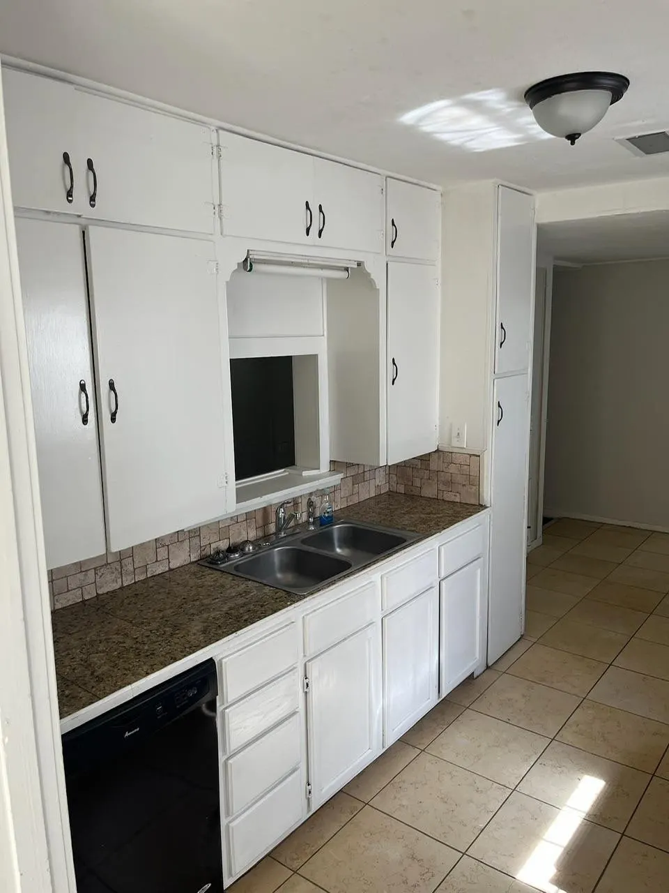 Photo 8 — 2503 24th Street, Lubbock, TX 79410